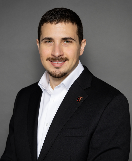 P4 Headshot Joseph Gioulos